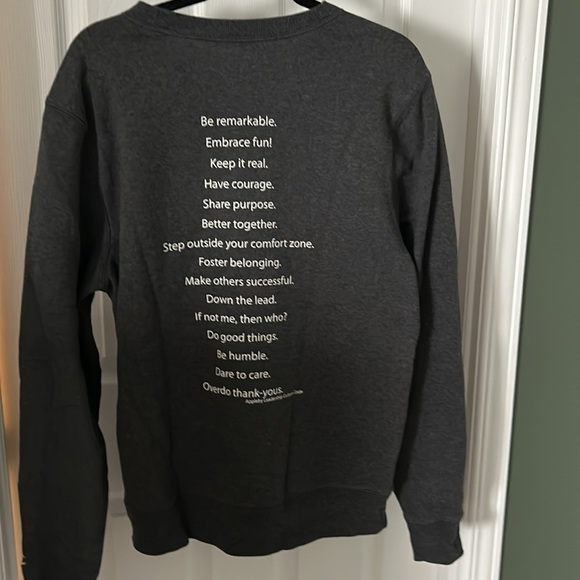 Appleby College Sweatshirt - Picture 3 of 6